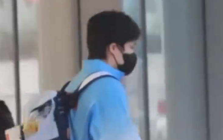 所以自己有时间就上网找些游戏来玩。介绍图片